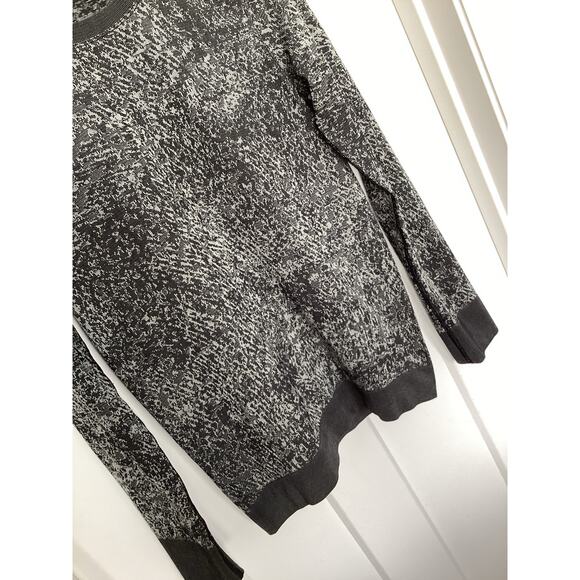 Lululemon long sleeve swiftly breathe pull over shirt top rhino gray - Picture 4 of 9